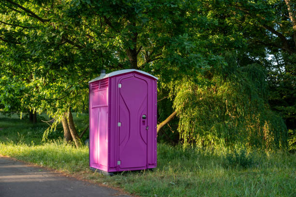 Best Construction site porta potty rental  in Masonville, KY